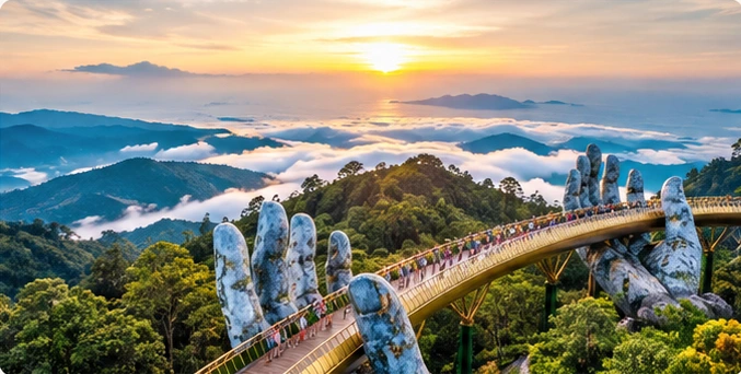 Cầu Vàng giữa núi rừng và biển mây tại Đà Nẵng